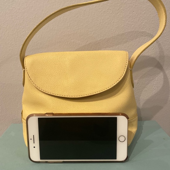 Yellow vintage Tommy Bahama shoulder bag - Picture 8 of 8